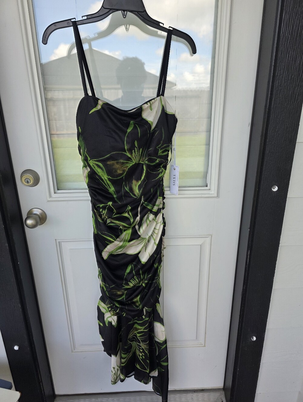 Siena Floral Maxi Dress Size 6 Black Green Ruched Spaghetti Strap Mermaid NWT - Picture 2 of 9